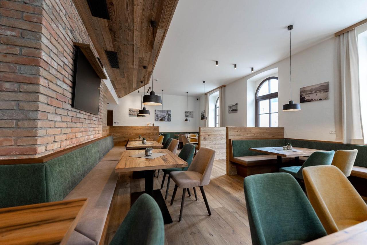 Kirchenwirt Woergl Otel Dış mekan fotoğraf